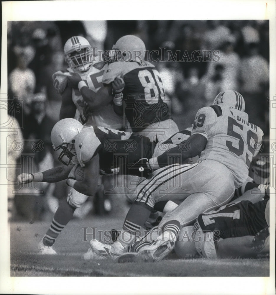 1994 Press Photo Packers Reggie Cobb plunges for 1 yard touchdown in 4th quarter - Historic Images