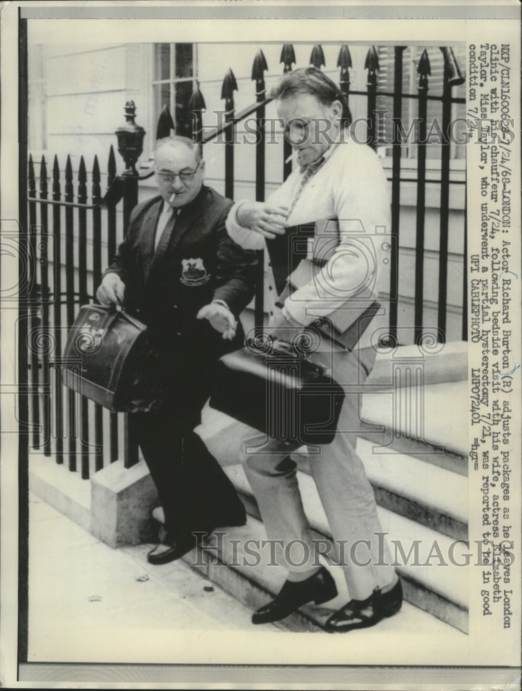 1968 Press Photo actor Richard Burton leaves London clinic with his chauffer - Historic Images