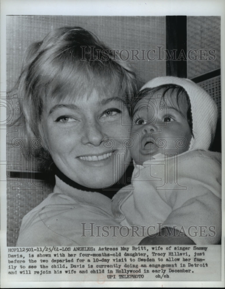 1961 Press Photo actress May Britt with her daughter Tracy Hillevi - Historic Images