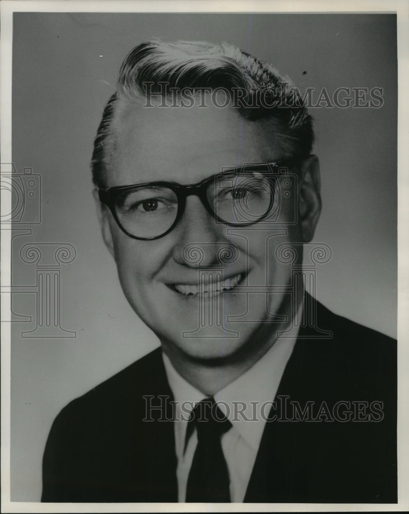 1968 Press Photo Rep. James C. Corman, of the national advisory commission - Historic Images