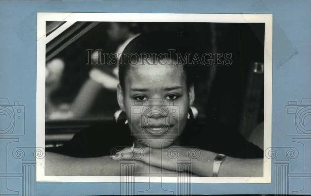 1992 Press Photo Tracy Dates Milwaukee - mja81843-Historic Images