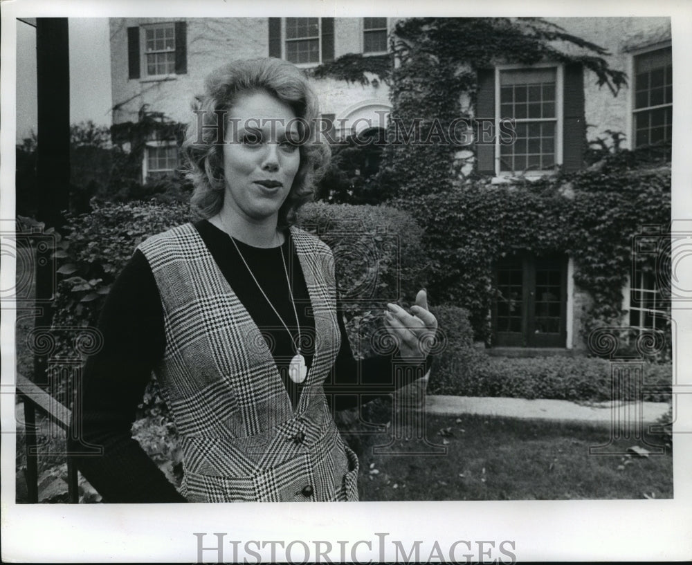 1973 Press Photo singer Carol Neblett of Milwaukee, Wisconsin - Historic Images