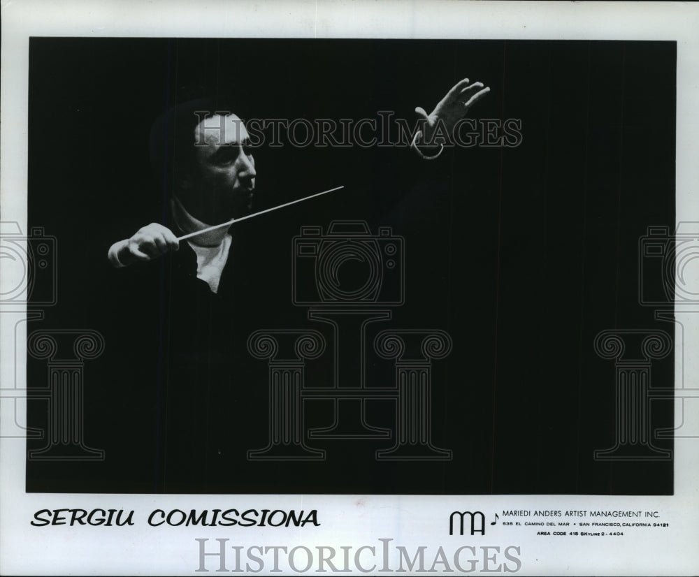 1972 Press Photo Conductor Sergiu Comissiona-Historic Images