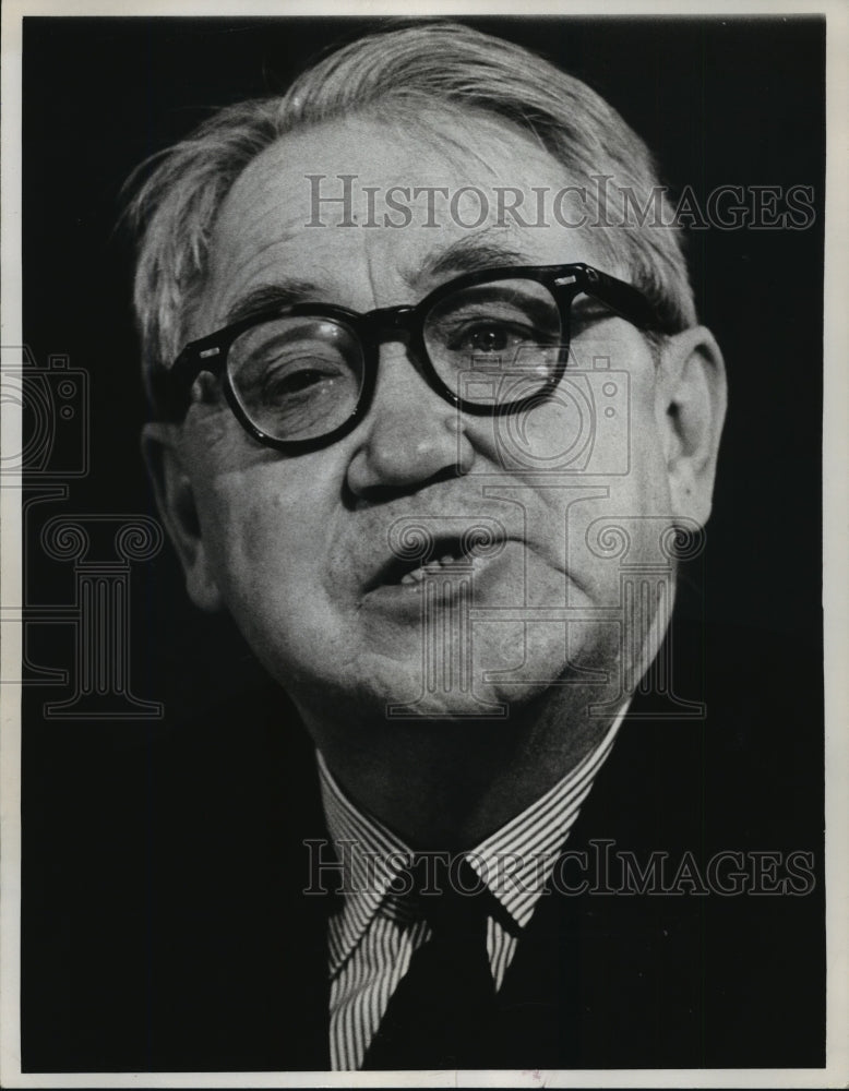 1967 Press Photo Henry Commager addresses the Senate Foreign Relations Committee - Historic Images