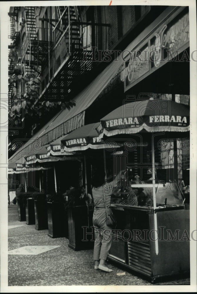 1992 Press Photo Little Italy neighborhood in New York City - mja82993-Historic Images