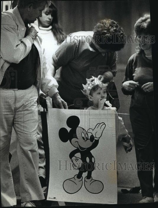 1994 Press Photo Justin Almquist in Children's Hospital of Wisconsin's Parade - Historic Images