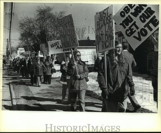 1979 Press Photo Anti-Abortion Demonstration in Milwaukee for Jimmy Carter - Historic Images