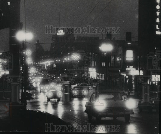 1956 Press Photo Fog Reduces Traffic Visibility, Milwaukee, Wisconsin-Historic Images