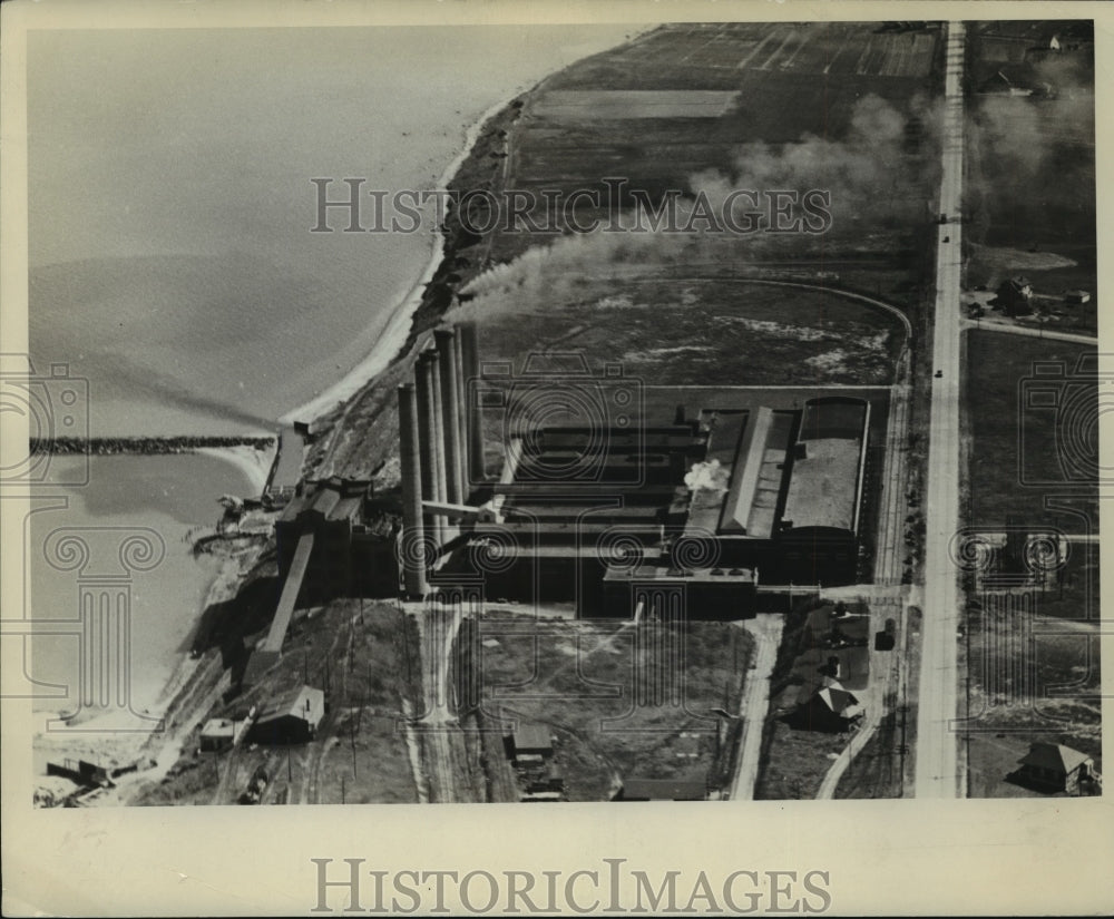 1934 Press Photo Lakeside Power Plant Electric Co. Power Plant in Wisconsin - Historic Images