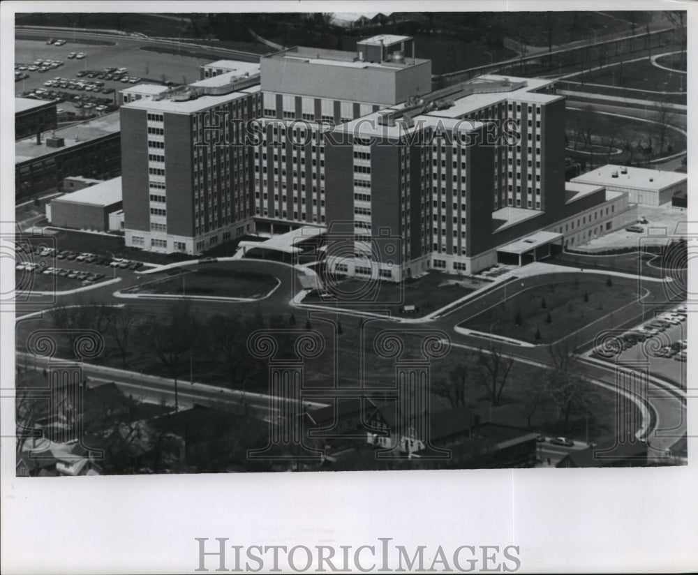 1966 Press Photo Zablocki Veterans Administration Center, Wisconsin - Historic Images