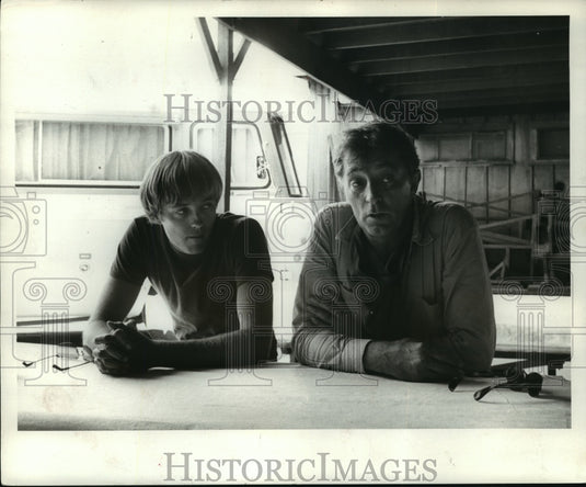 1969 Press Photo Chris Ritchum with father Robert - mja85168 - Historic Images