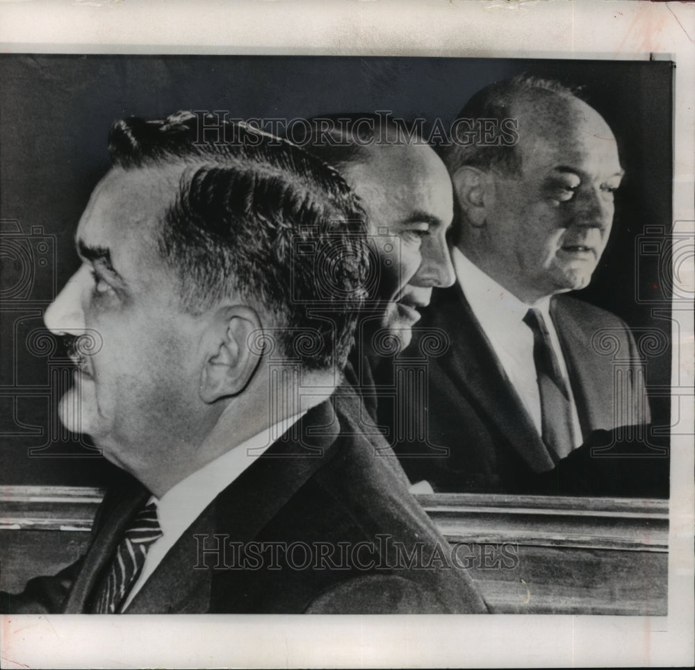 1966 Press Photo Rep. Clement Zablocki and Others in a Foreign Affairs Meeting-Historic Images