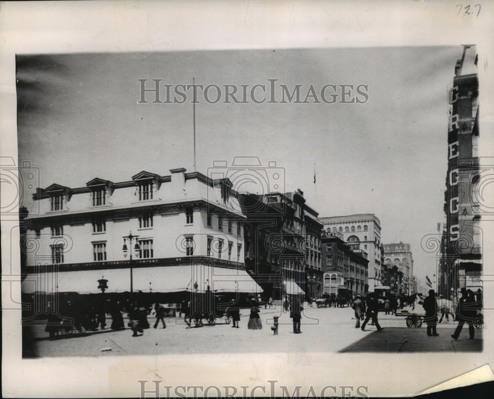 1947 Press Photo 14th Street and 5th Avenue Shopping District, New York City - Historic Images