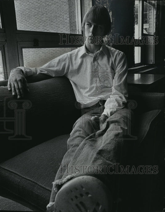 1975 Press Photo Jeff Wolf at youth center in Kohler, Wisconsin - mja86184 - Historic Images