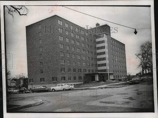 1960 Press Photo Convent Hill low rent public housing for the elderly, Milwaukee-Historic Images