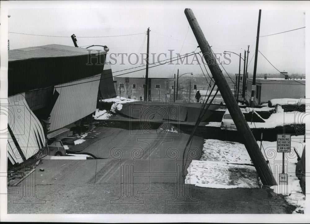 1964 Press Photo Earthquake Damage in Anchorage, Alaska - mja86585-Historic Images