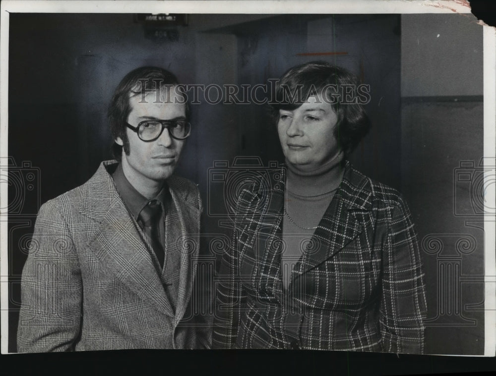 1978 Bruce and Carol Cook, Medicaid fraud Trial, Wisconsin-Historic Images