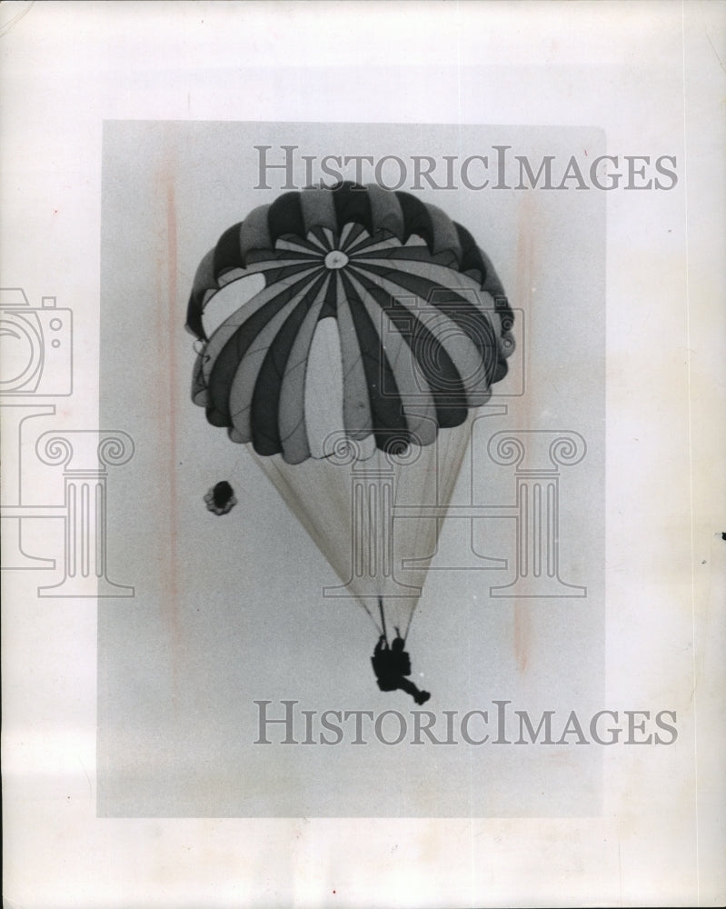 1961 James Hanke of Wisconsin Sky Divers Parachute Club-Historic Images