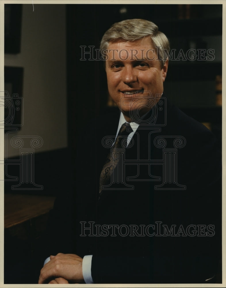 1987 Press Photo William D. Corneliuson Strong Funds Milwaukee Wisconsin - Historic Images