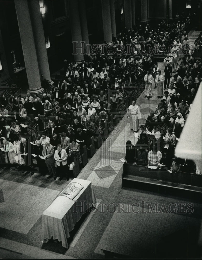 1988 A procession of clergy memorializing Archbishop Cousins-Historic Images