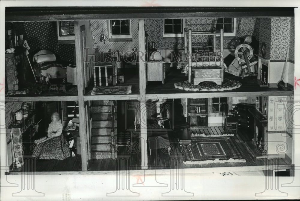 1979 Press Photo Williamsburg doll house owned by 15 year old Julie Abel.-Historic Images