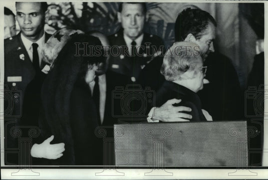 1998 Press Photo President Nixon at Senator Everett Dixon's funeral in Capitol - Historic Images