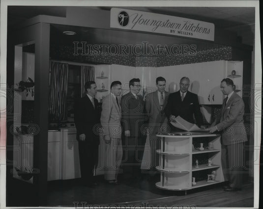 1952 Press Photo Historic Broadcasters Association on tour of Radio City-Historic Images