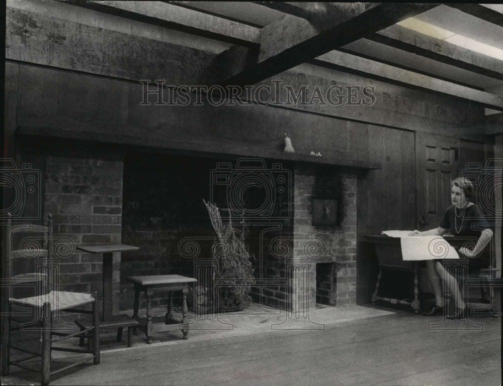 1965 Period House in the New Museum Youth Center, Milwaukee-Historic Images