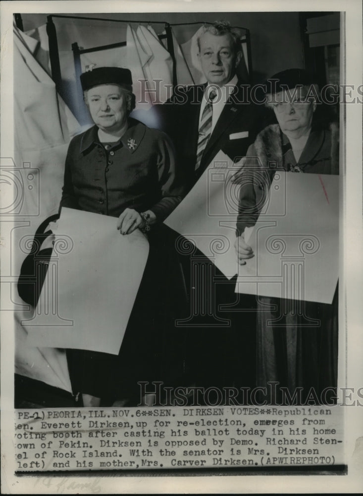 1956 Press Photo Senator Everett Dirksen, wife, &amp; mother voting, Pekin, Illinois - Historic Images