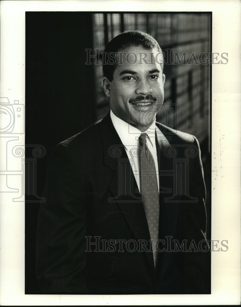 1988 Press Photo David Cromwell the Director of Equal Employment &amp; Asst. Counsel-Historic Images