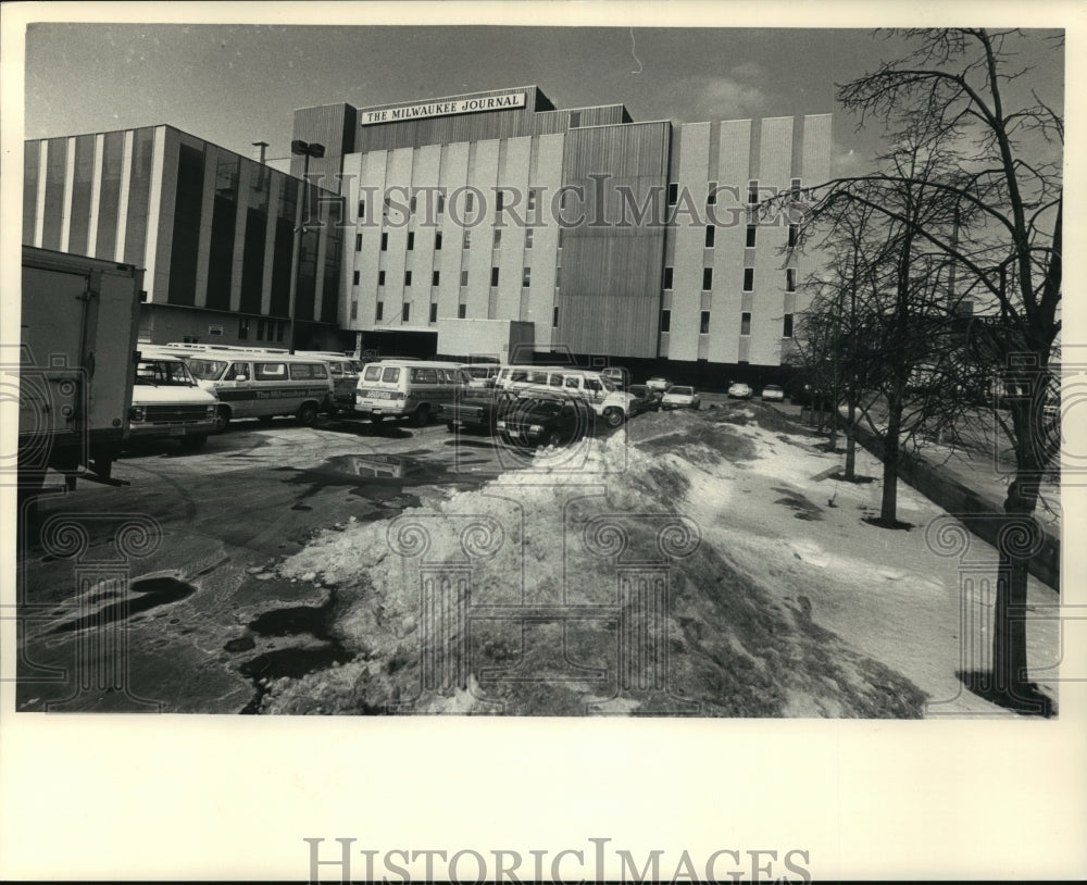 1988 Press Photo The Milwaukee Journal Sentinel - mja91087 - Historic Images