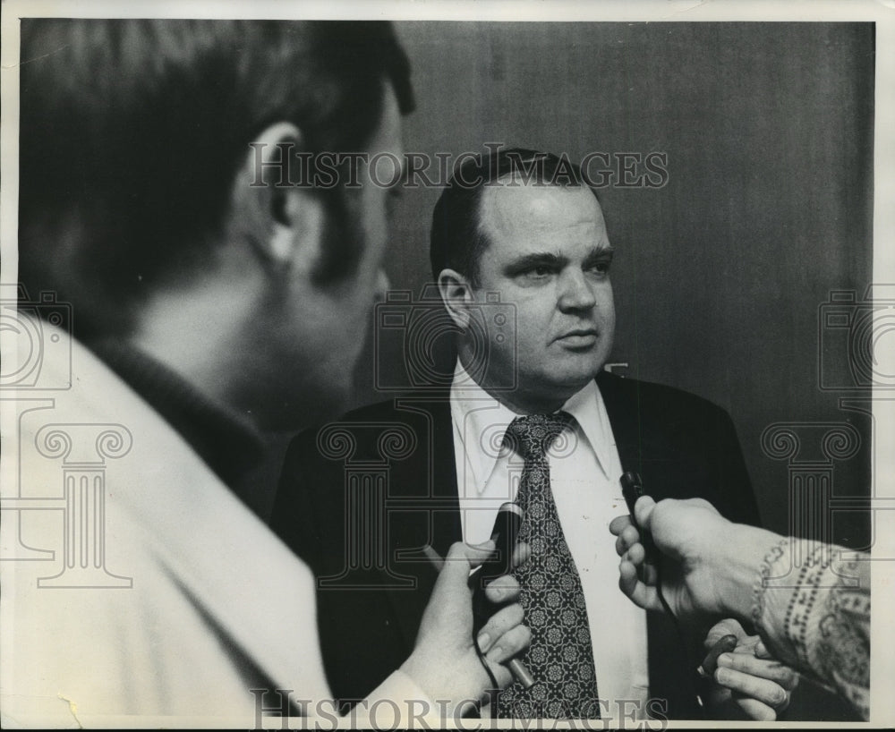 1973 Judge William E. Crane conducts John Doe inquiry-Historic Images