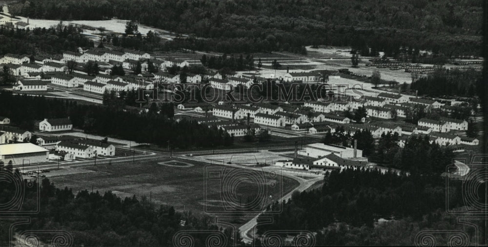 1980 Press Photo Fort McCoy Housing, Aerial view - mja91224 - Historic Images