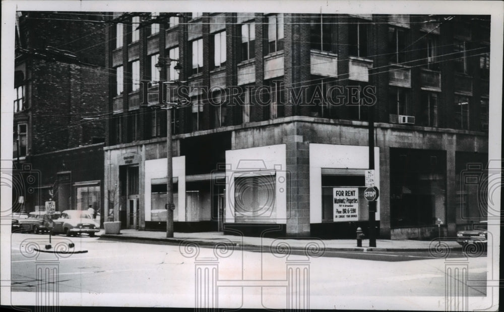 1966 Press Photo Milwaukee Grain Exchange after remodel, Wisconsin - Historic Images