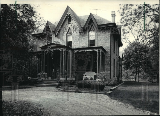 1985 Press Photo Delafield, Wisconsin's Graham Garner House On Historical Tour - Historic Images