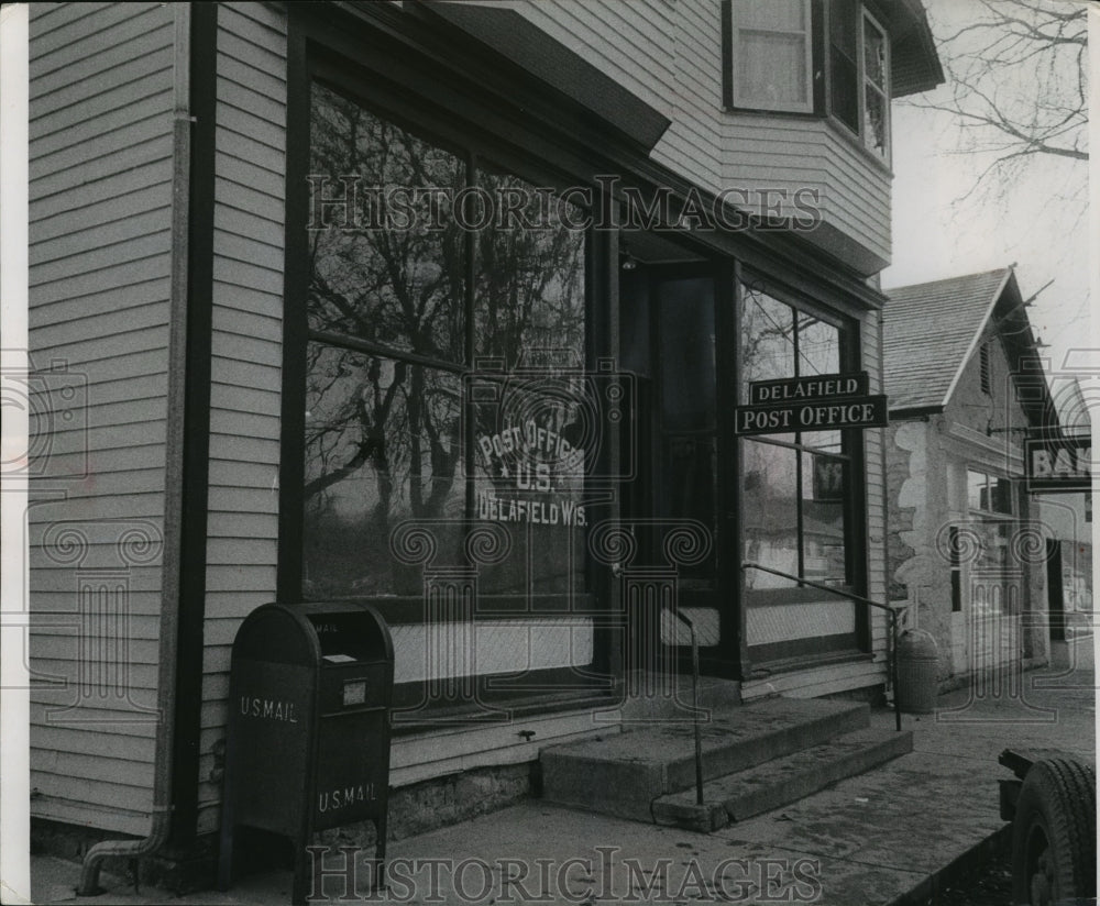 1961 Press Photo Delafield, Wisconsin Post Office - mja91359 - Historic Images