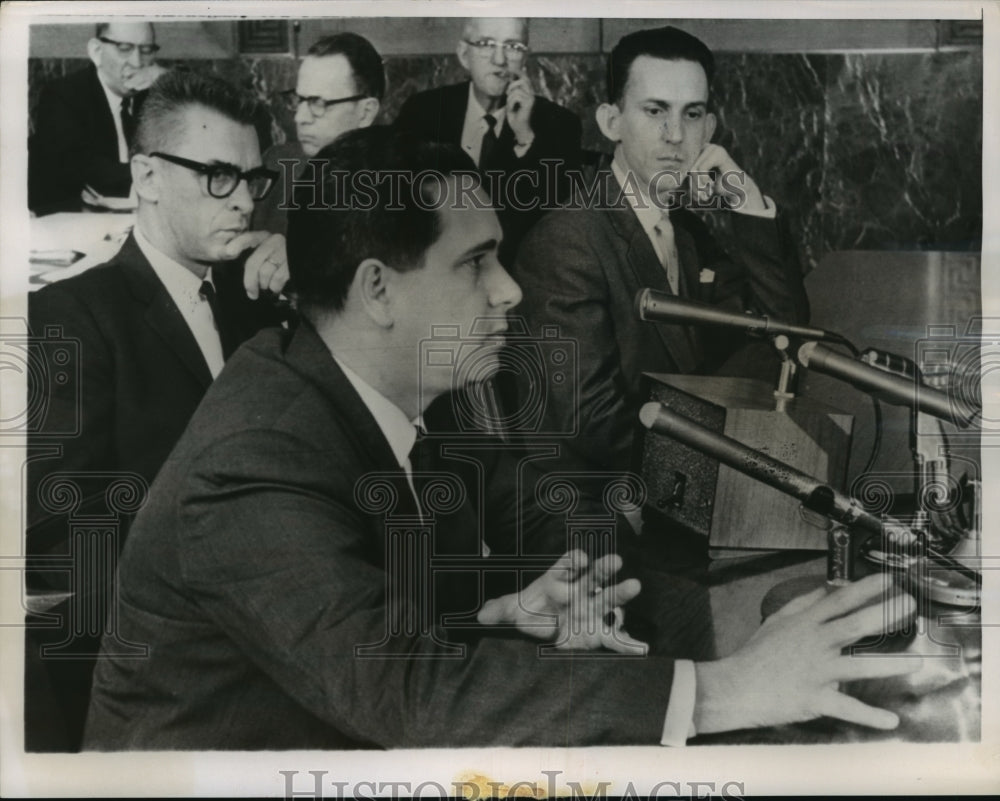 1962 Press Photo Cuban Refugees Dr. Cortina and Jose Taglo Speak to Senate - Historic Images