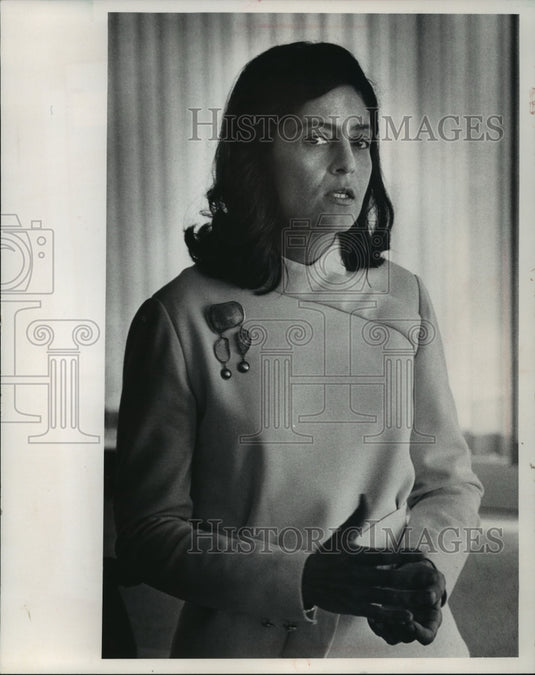 1973 Press Photo Vivian Dinitz wife of Israel's ambassador to the United States - Historic Images