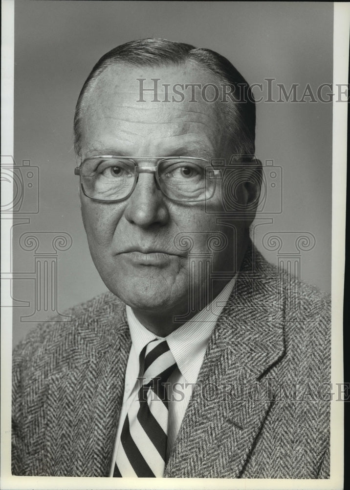 1981 Press Photo Carl Davidson; VP of Schiff Terhune Leedom O'Connor Insurance - Historic Images