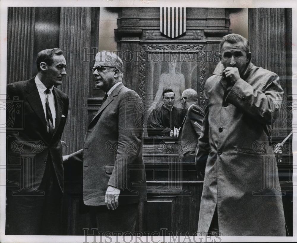 1963 Press Photo Judge John Coffey set bail for Detective Harry Daniels.-Historic Images
