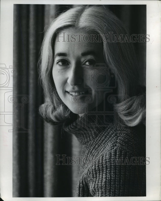 1971 Press Photo Milwaukee Journal employee Marguerite "Peggy" Daum - mja92806 - Historic Images