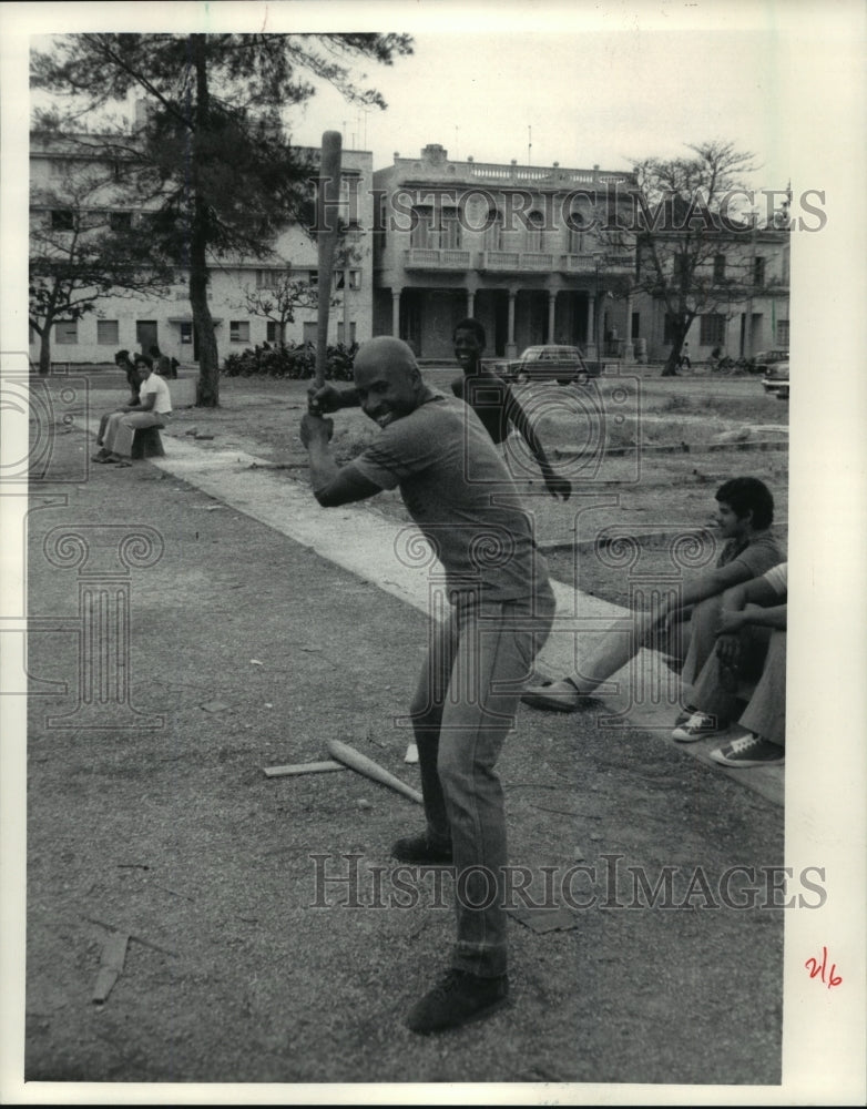 1984 Press Photo Cubans play baseball in a vacant lot in Havana - mja92879 - Historic Images