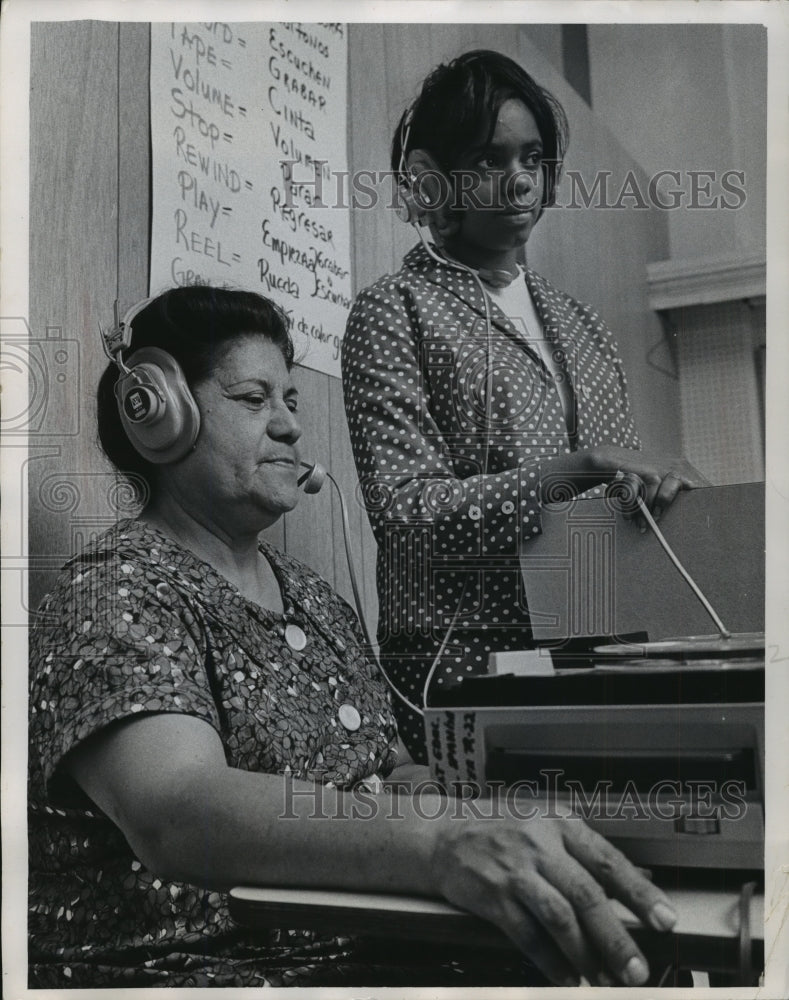 1967 Juanita Gonzalez and Janet Thomas, El Centro Hispano Americano-Historic Images