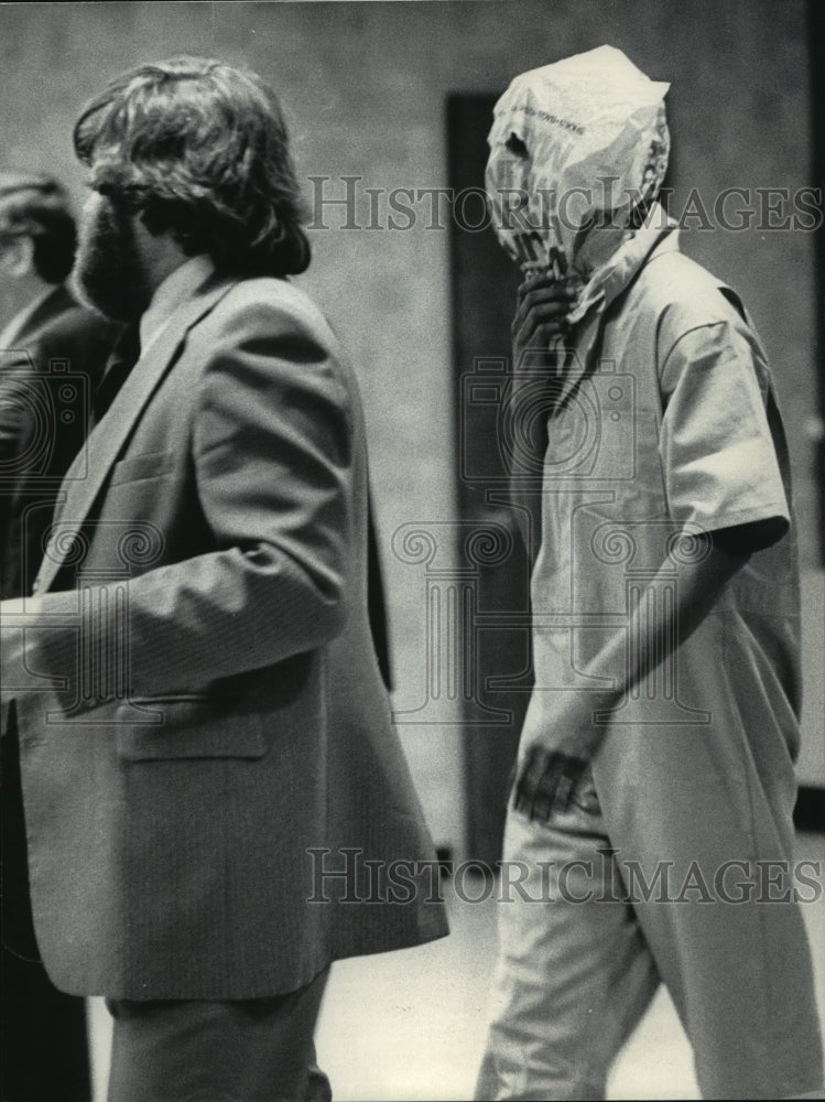 1985 Press Photo Terrance Davis, charged with killing two police officers-Historic Images