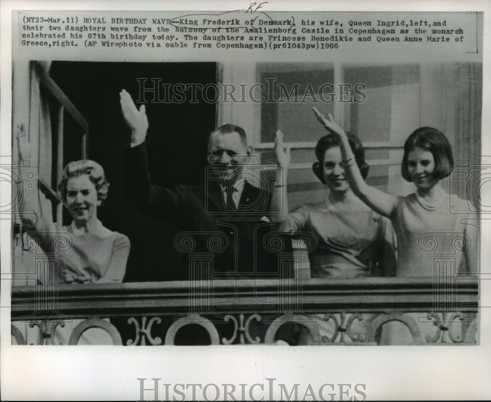 1966 Press Photo King Frederik &amp; Family, Amalienborg Castle, Copenhagen, Denmark - Historic Images