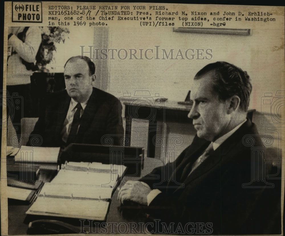 1969 Press Photo President Richard M. Nixon and  former aide John D. Erhlichman - Historic Images