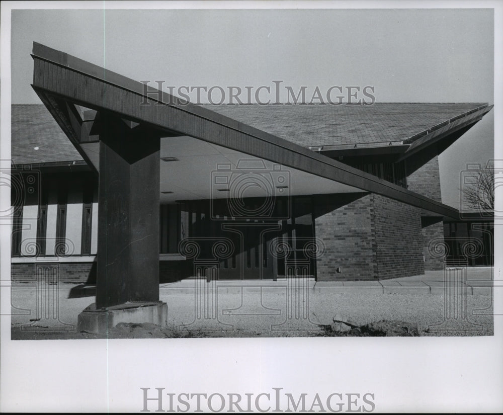 1966 Press Photo Divine Shepherd Lutheran Church, Milwaukee, November 9, 1966- Historic Images