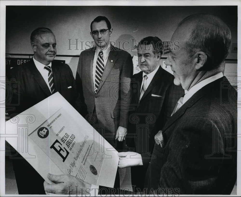 1971 Press Photo A-T-O Incorporated directors receiving E Star award - mja94329 - Historic Images