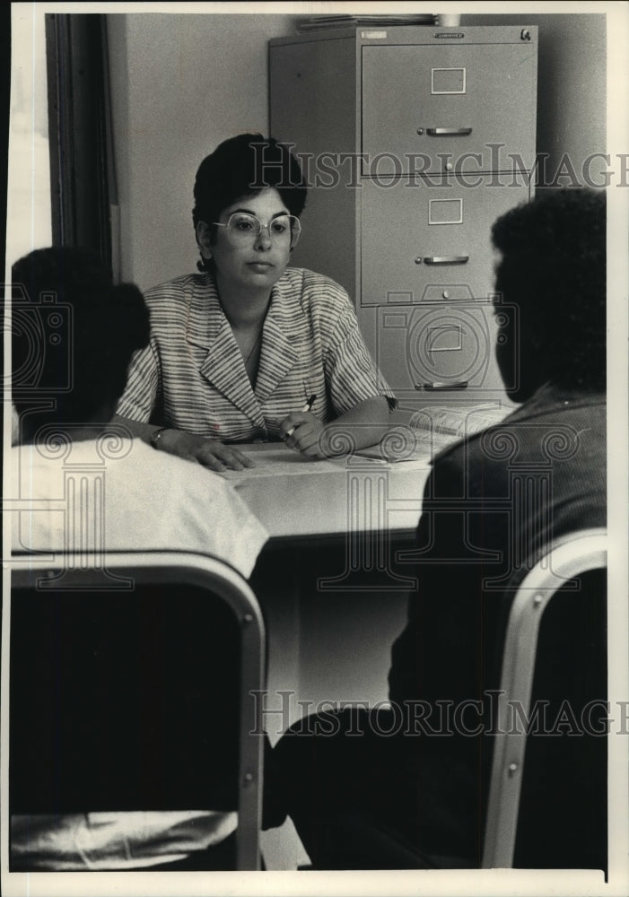 1988 Press Photo Assistant District Attorney Phyllis de Carvalho, Milwaukee-Historic Images