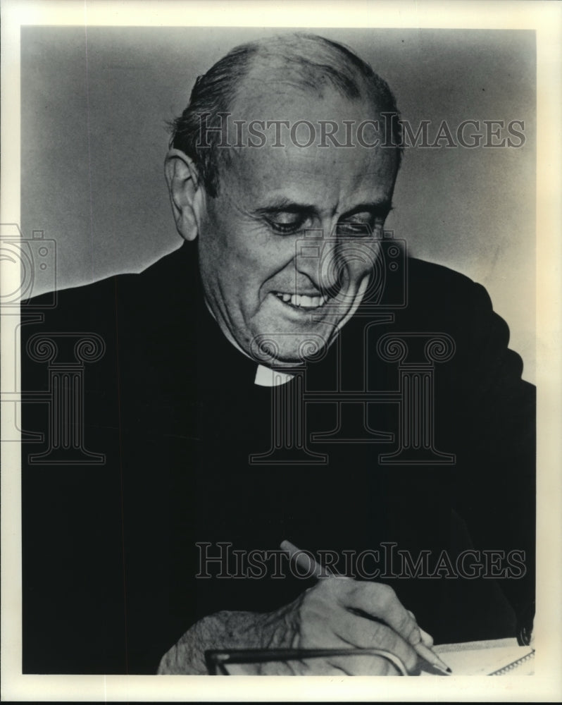 1981 Press Photo Father Robert Drinan - mja94594-Historic Images